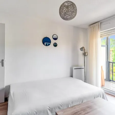 Aurora - Welkeys Apartmán